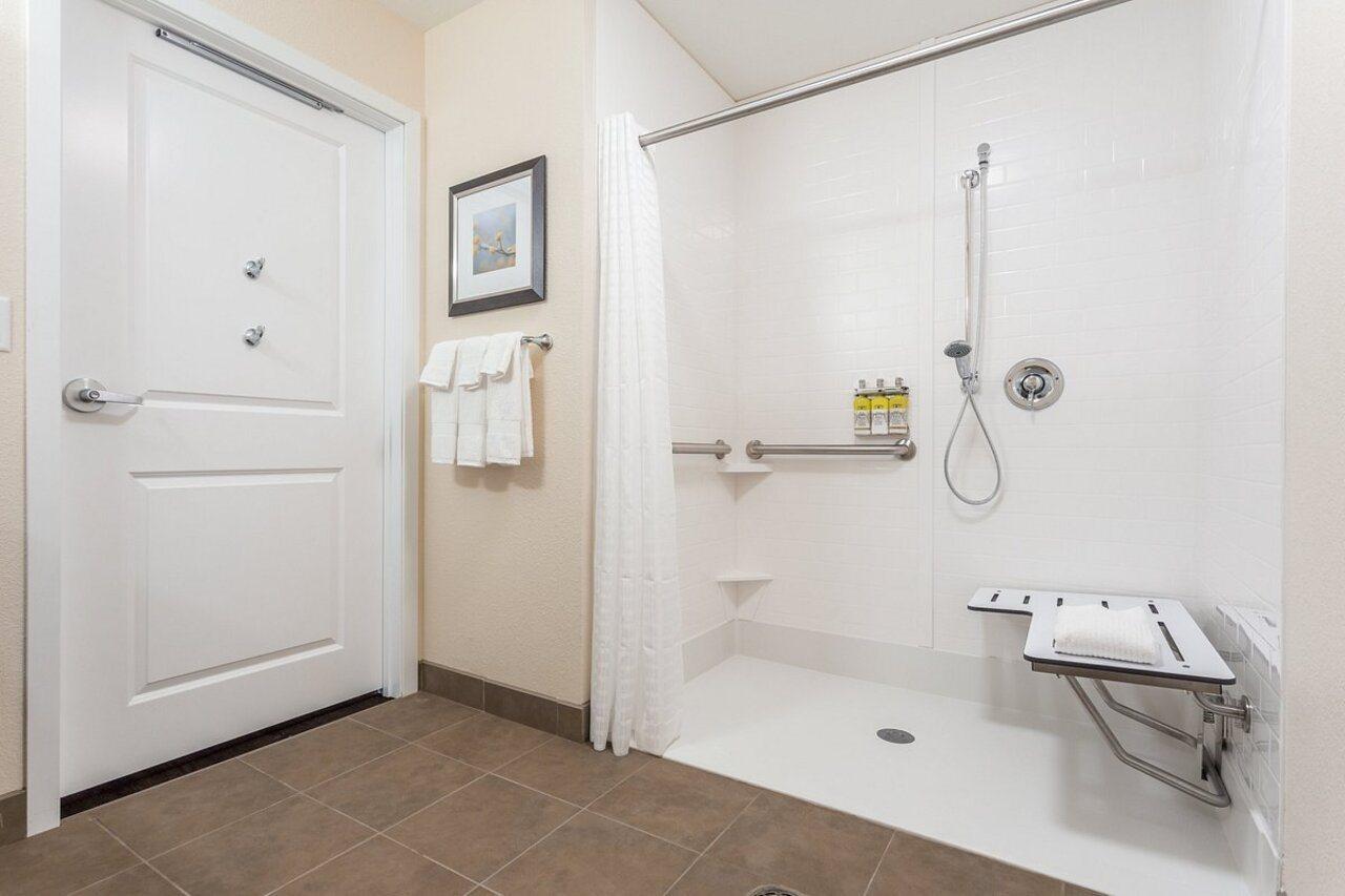 Candlewood Suites Eau Claire I-94 By Ihg Zewnętrze zdjęcie